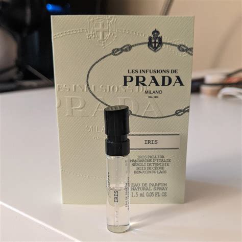 prada green perfume